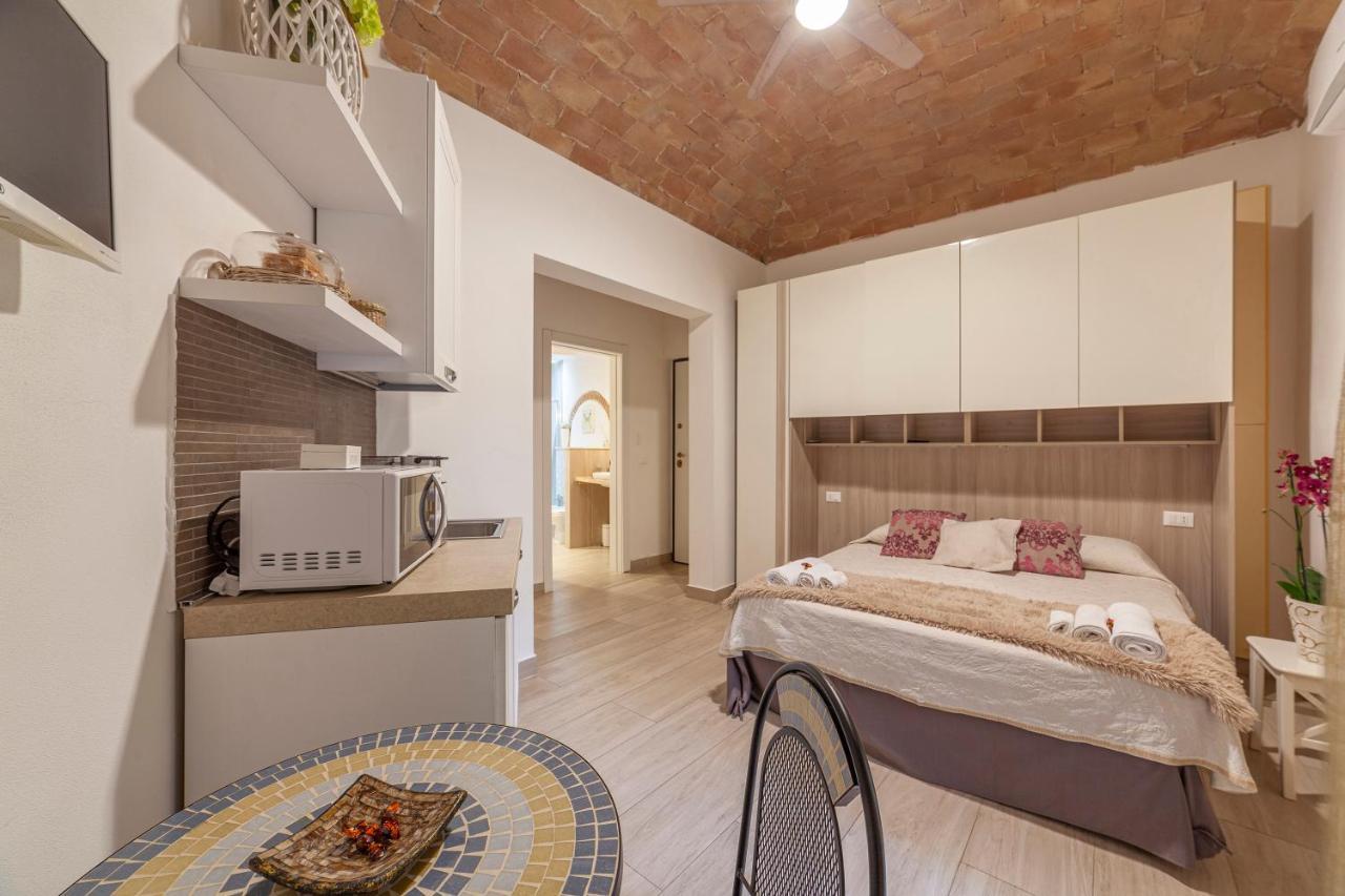 B&B Prima Dell'Elba Пьомбино Экстерьер фото