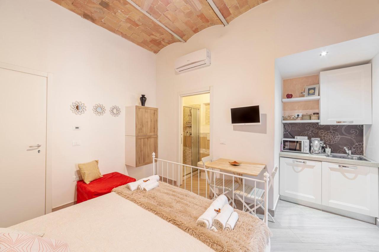 B&B Prima Dell'Elba Пьомбино Экстерьер фото